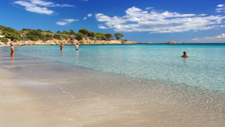 Vol Strasbourg Figari pas cher