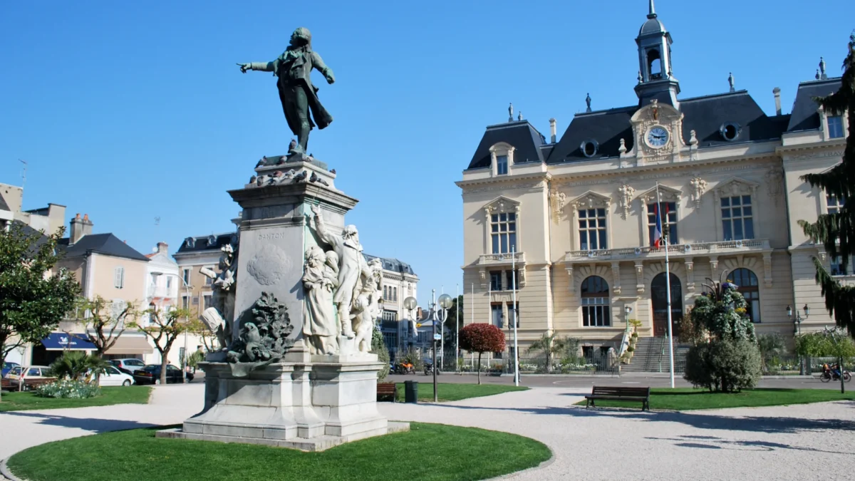 Vol Strasbourg Lourdes Tarbes pas cher