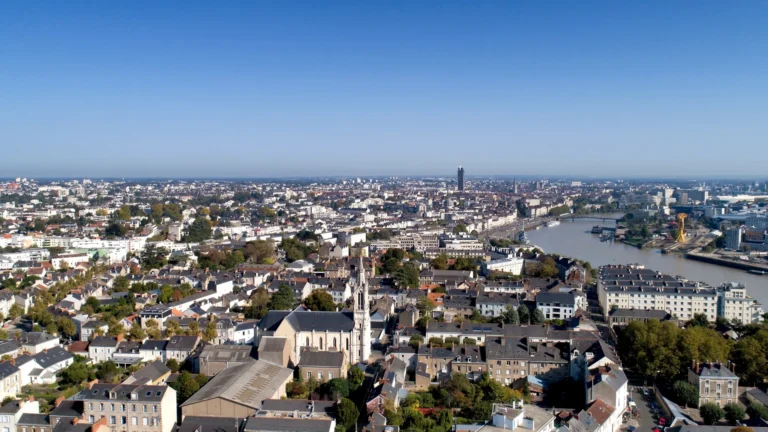 Vol Strasbourg Nantes pas cher