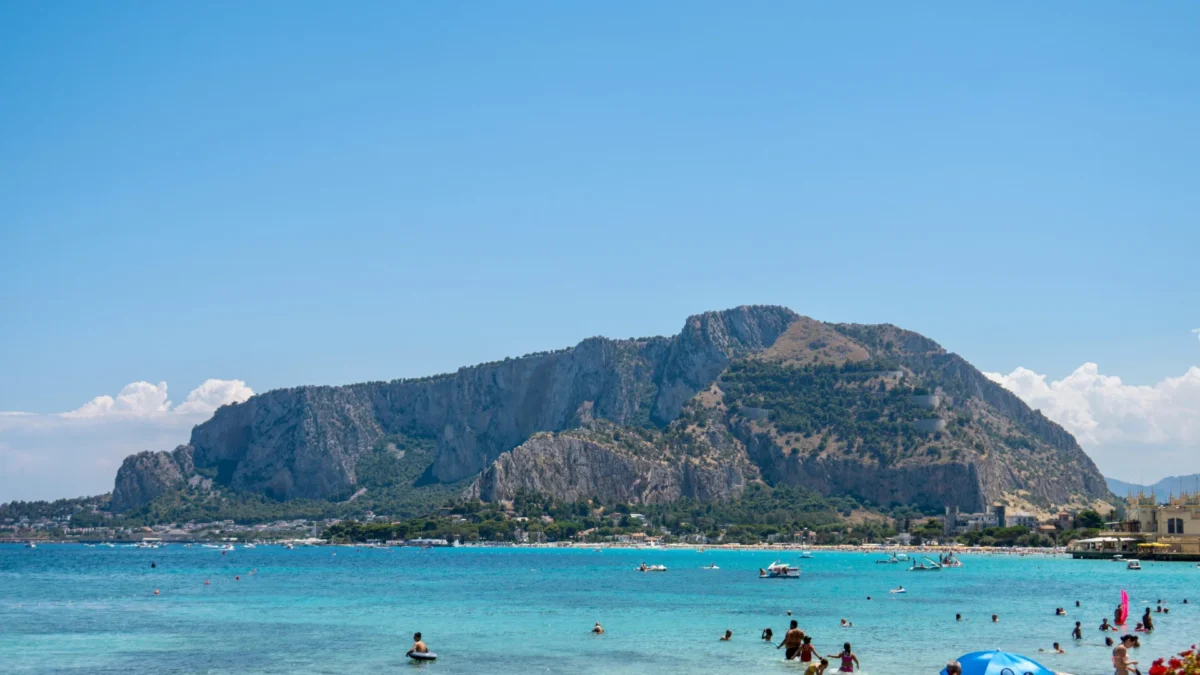 Vol Strasbourg Palerme pas cher