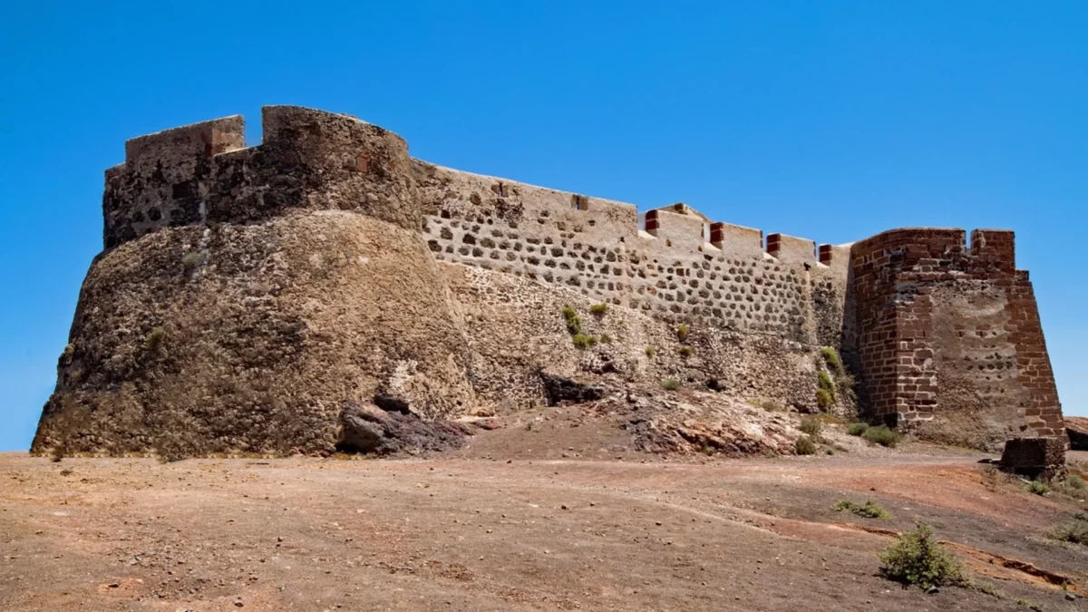 Vol Strasbourg Lanzarote pas cher