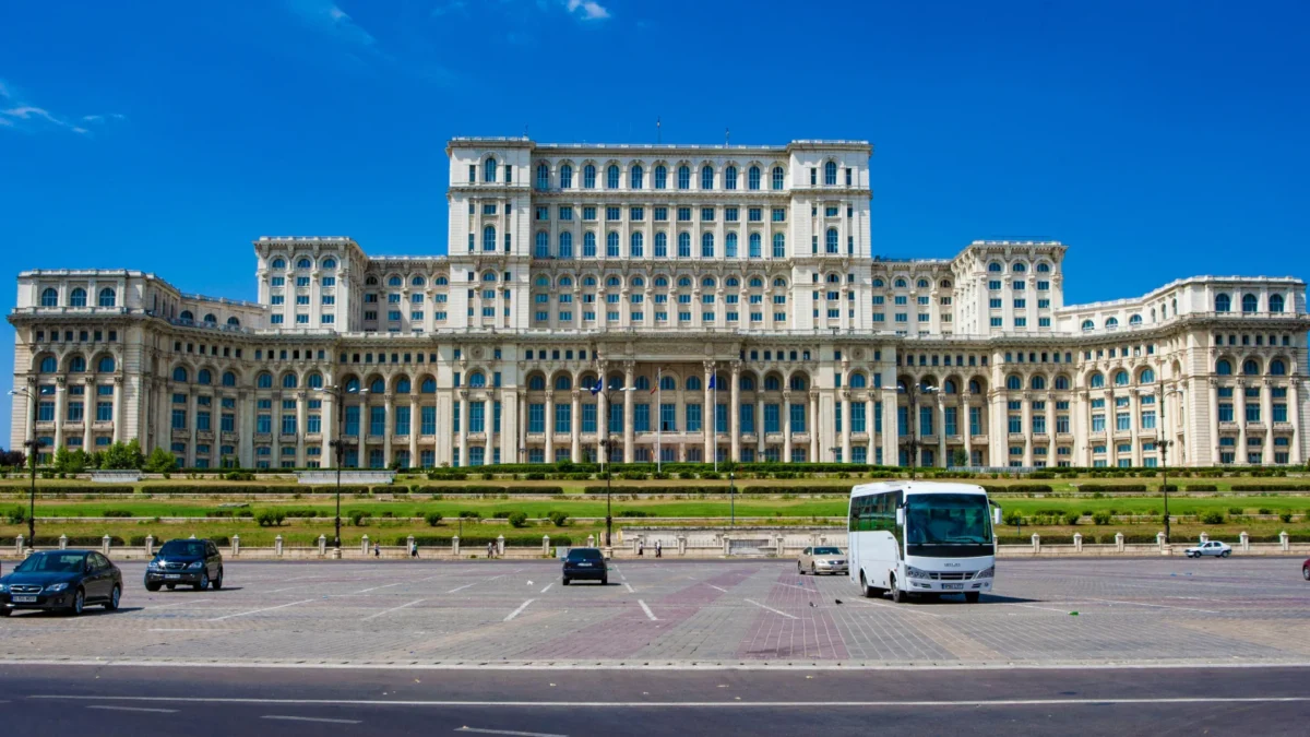 Vol Strasbourg Bucarest pas cher