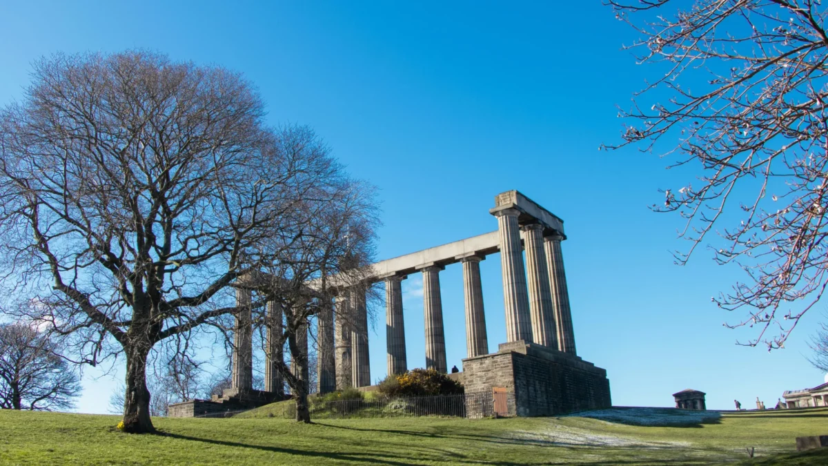 Vol Strasbourg Edimbourg pas cher