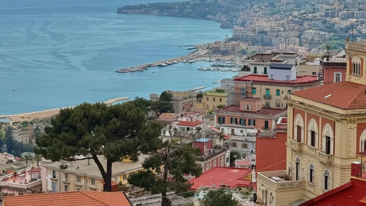 Vol Strasbourg Naples pas cher